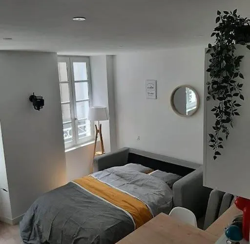 Le Petit Szálloda Valence